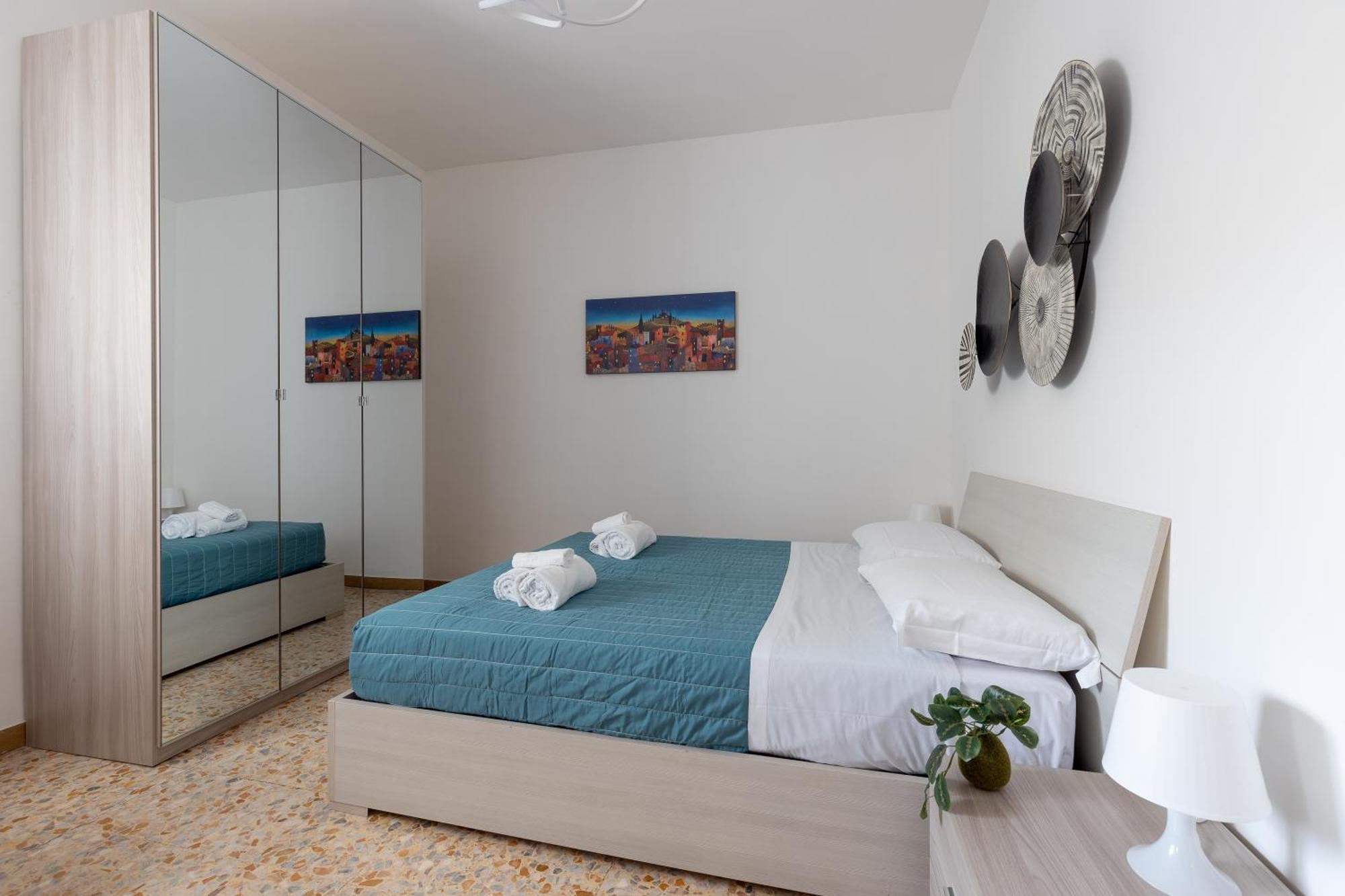 Pisa Quiet And Bright Flats With Balcony Apartment Exterior photo